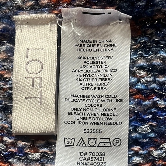 LOFT INFINITY SWEATER KNIT SCARF BLUE PINK CONFETTI METALLIC COLOR. - Picture 6 of 6